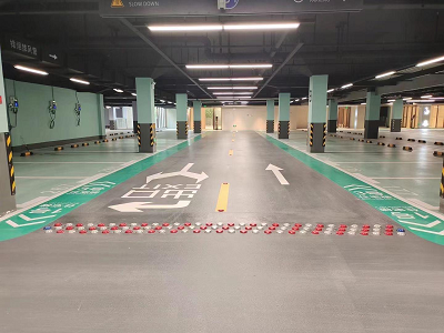 地下车库划线