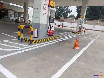 加油站划线